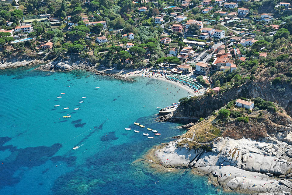 Scogliere Di Capo Santandrea Marciana Isola Delba