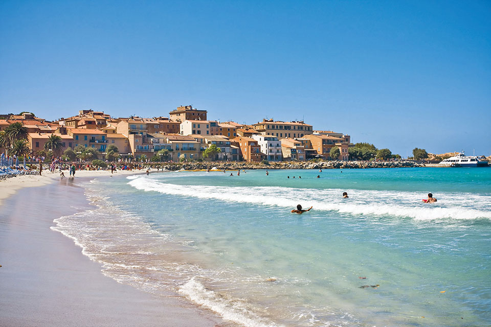 RESIDENCIA LES ALIZES Ile Rousse Córcega